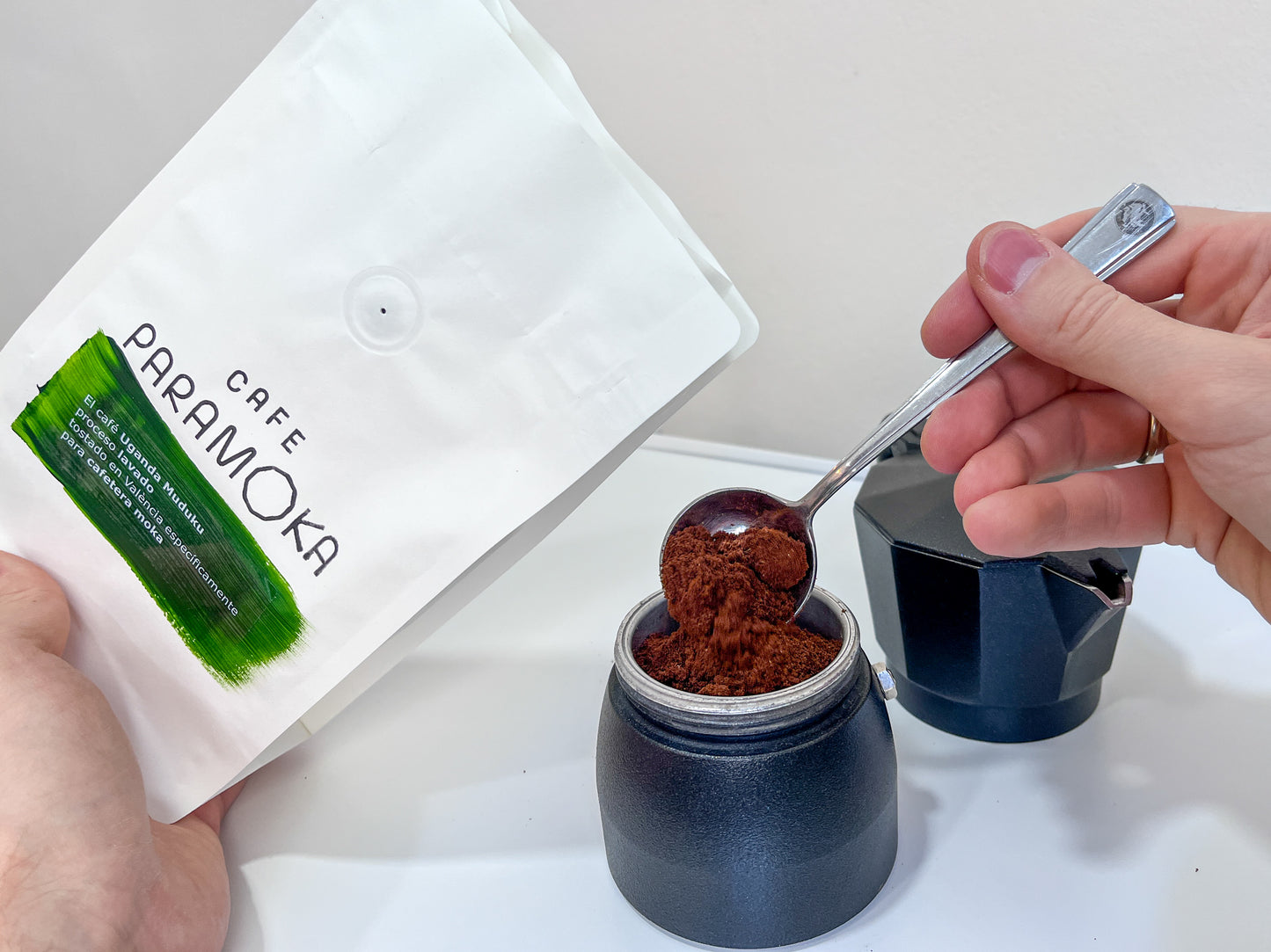 Café tostado para cafetera Italiana aka Moka Paramoka